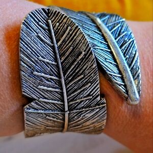 Silver leaf bracelet